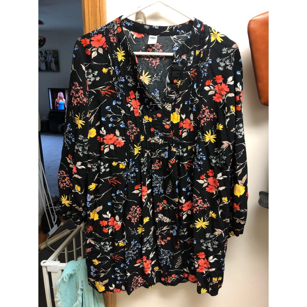 Old navy black floral dress